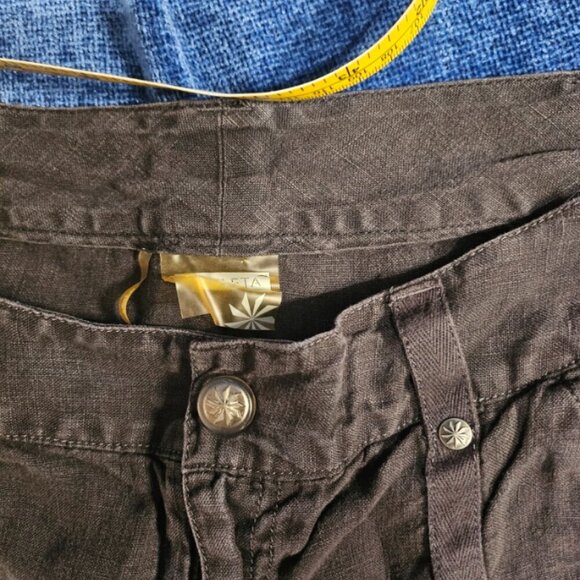 Athleta Black Linen Shorts 6 Small - Picture 4 of 7